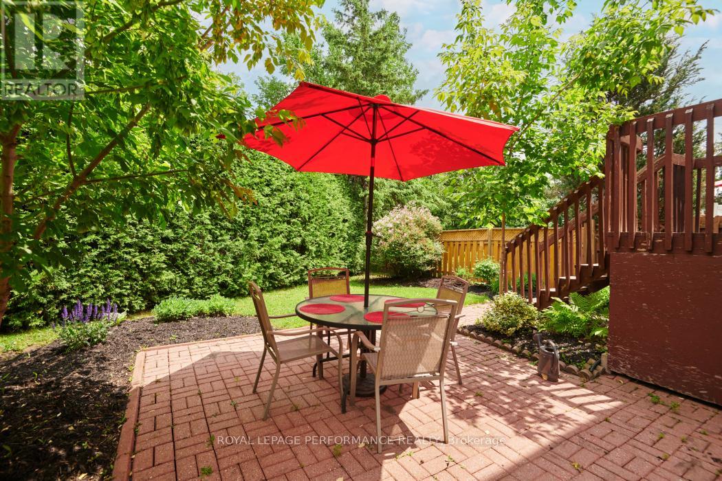 11 Sturbridge Private, Ottawa, Ontario  K1T 3J6 - Photo 28 - X12214925