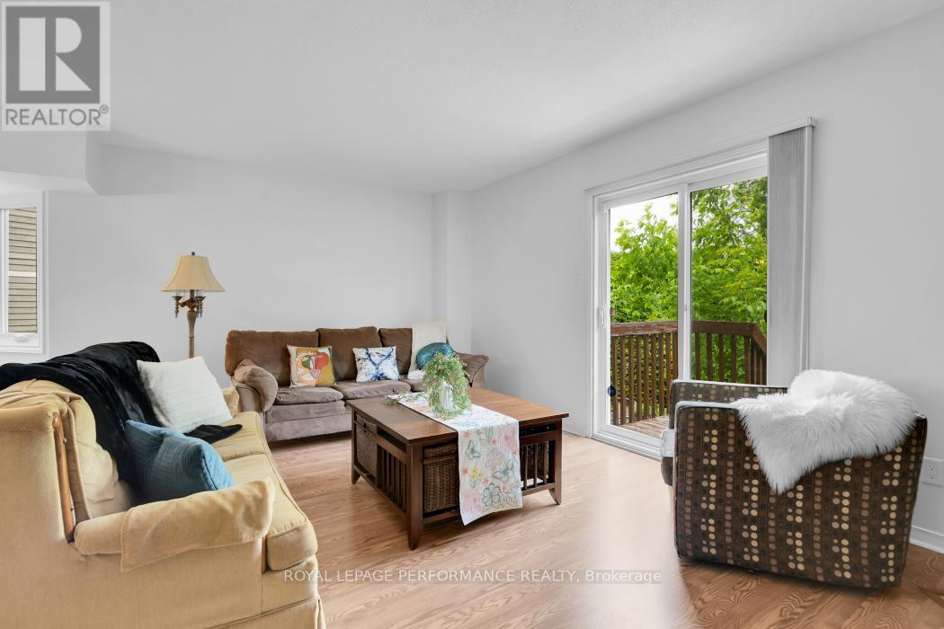 11 Sturbridge Private, Ottawa, Ontario  K1T 3J6 - Photo 8 - X12214925