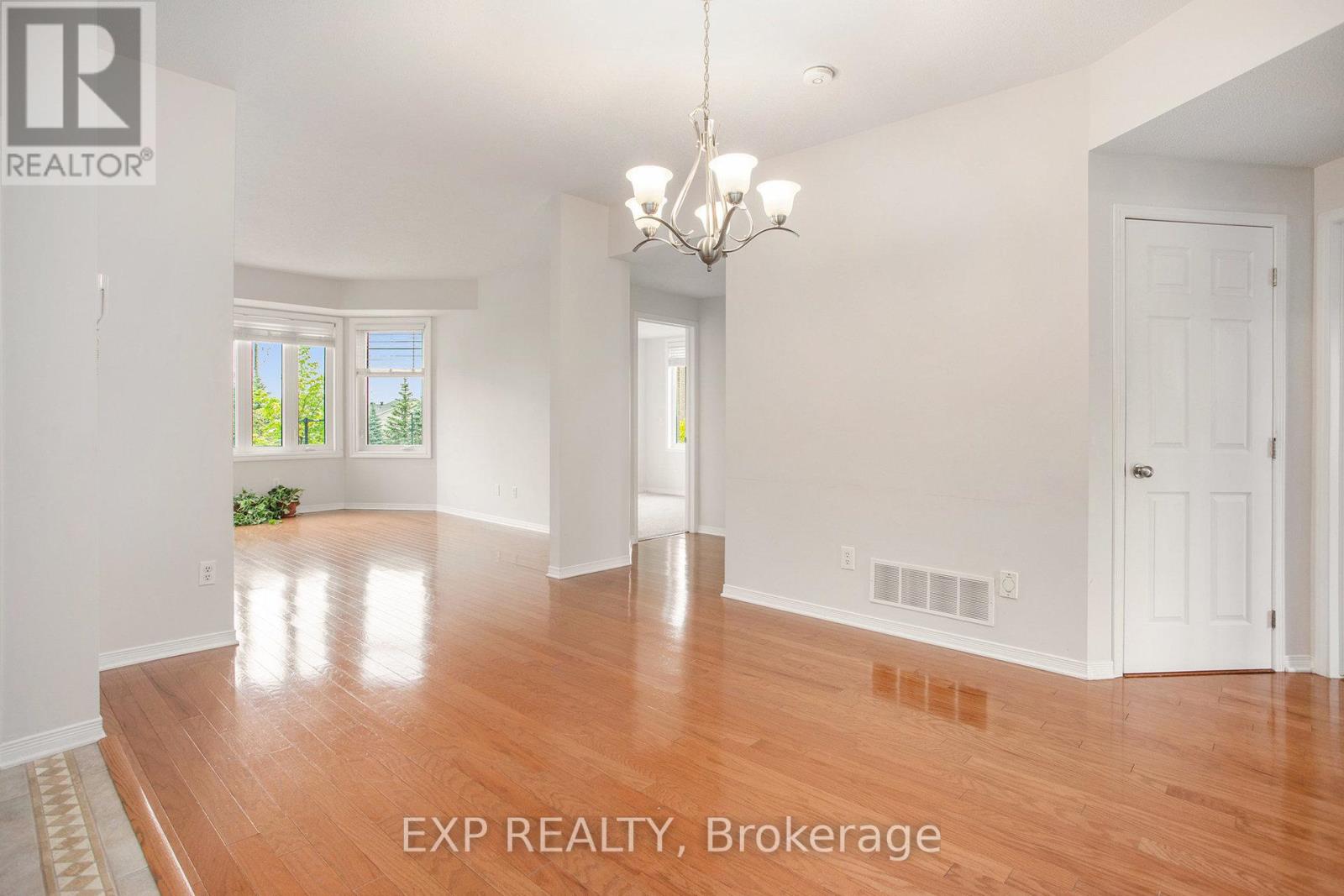 5 - 90 Briargate Private, Ottawa, Ontario  K4A 0C4 - Photo 8 - X12214935