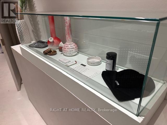 764 St Clair Avenue W, Toronto (Humewood-Cedarvale), Ontario  M6C 1B5 - Photo 17 - C12214903