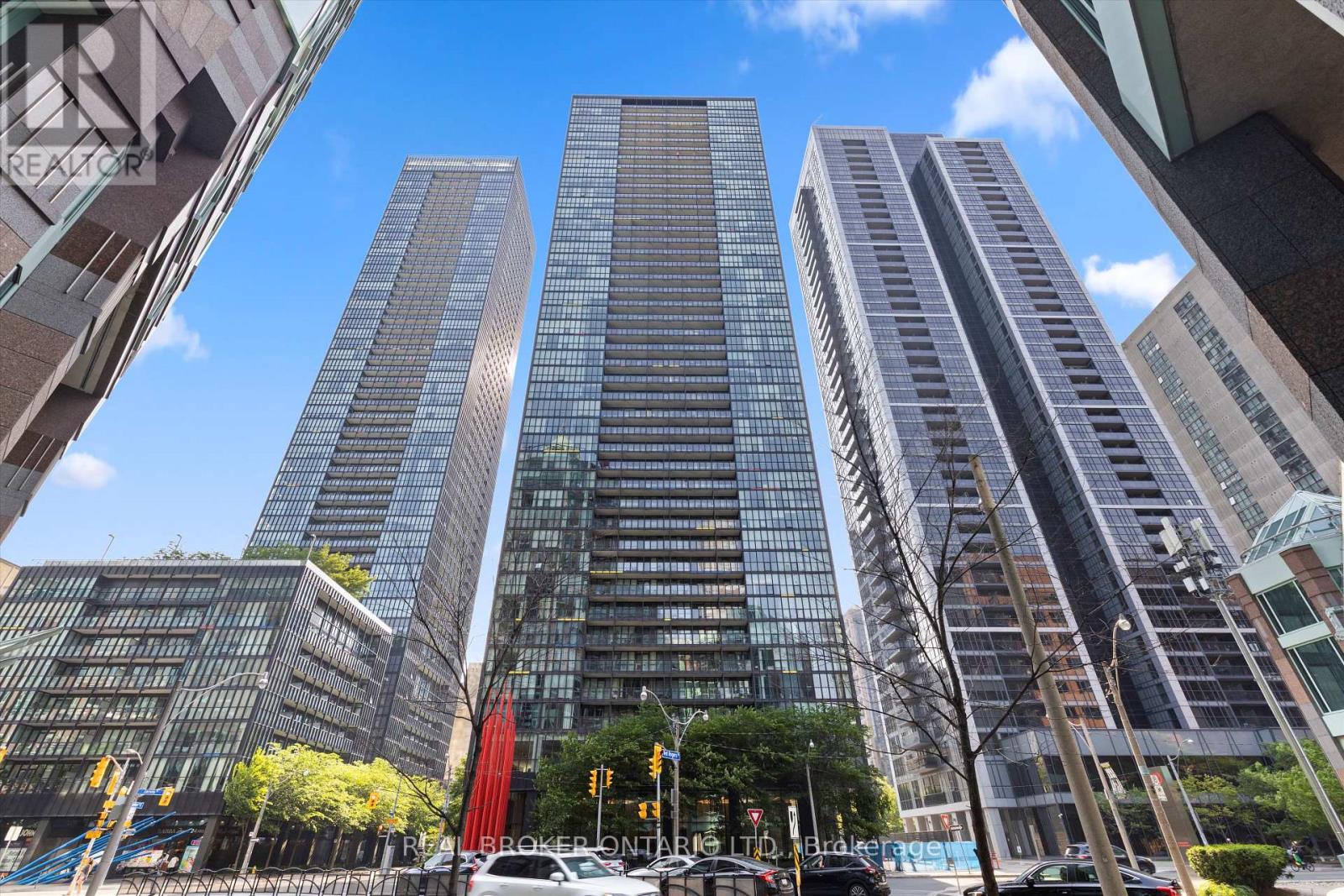 PH 4403 - 110 CHARLES STREET E, Toronto, Ontario