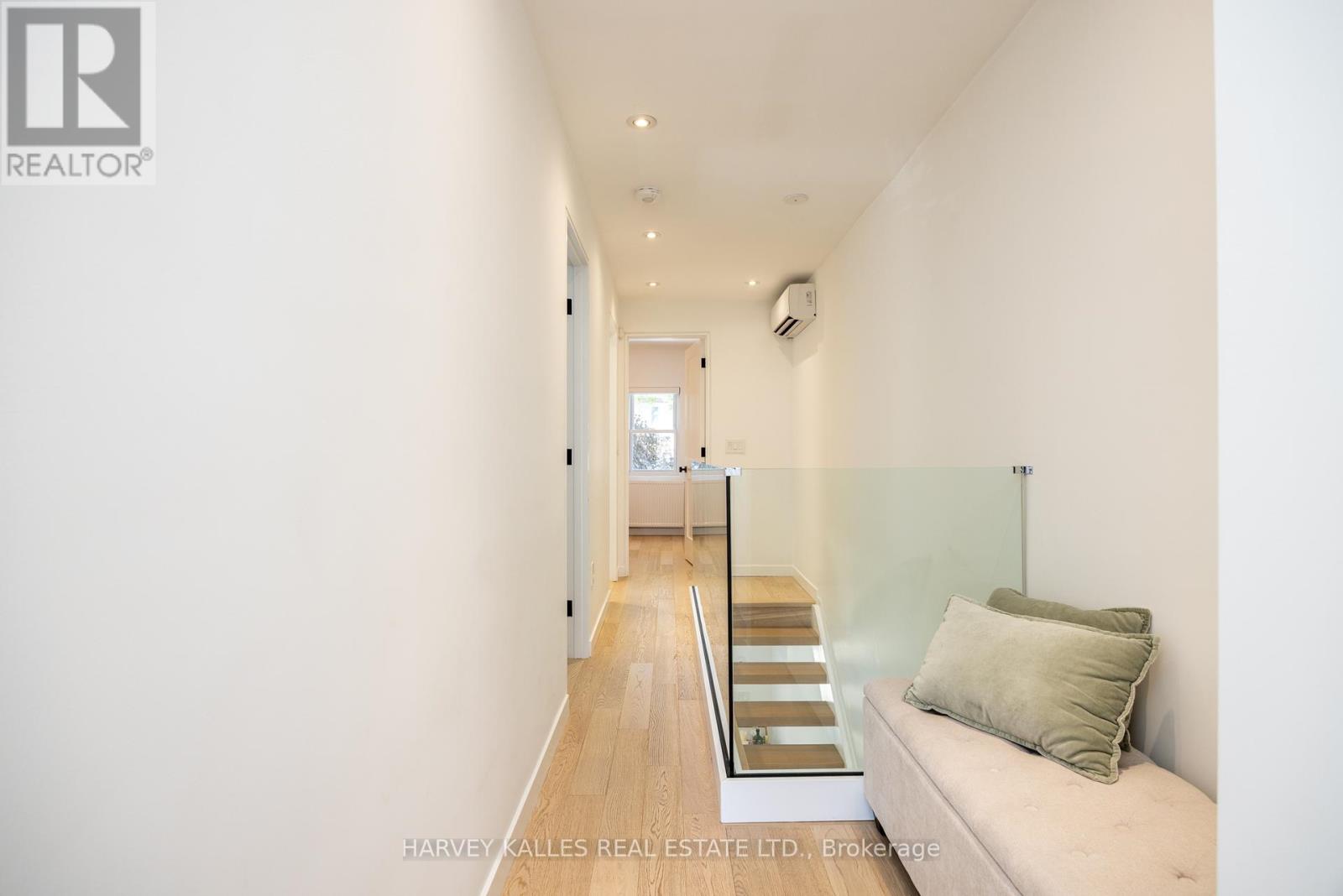 380 Old Orchard Grove, Toronto (Bedford Park-Nortown), Ontario  M5M 2E9 - Photo 15 - C12214948