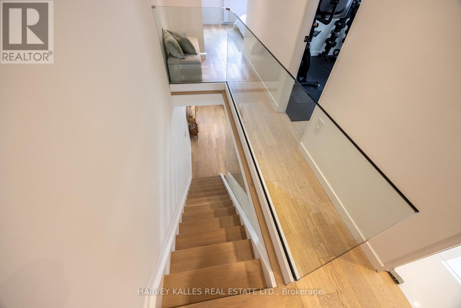 380 Old Orchard Grove, Toronto (Bedford Park-Nortown), Ontario  M5M 2E9 - Photo 16 - C12214948