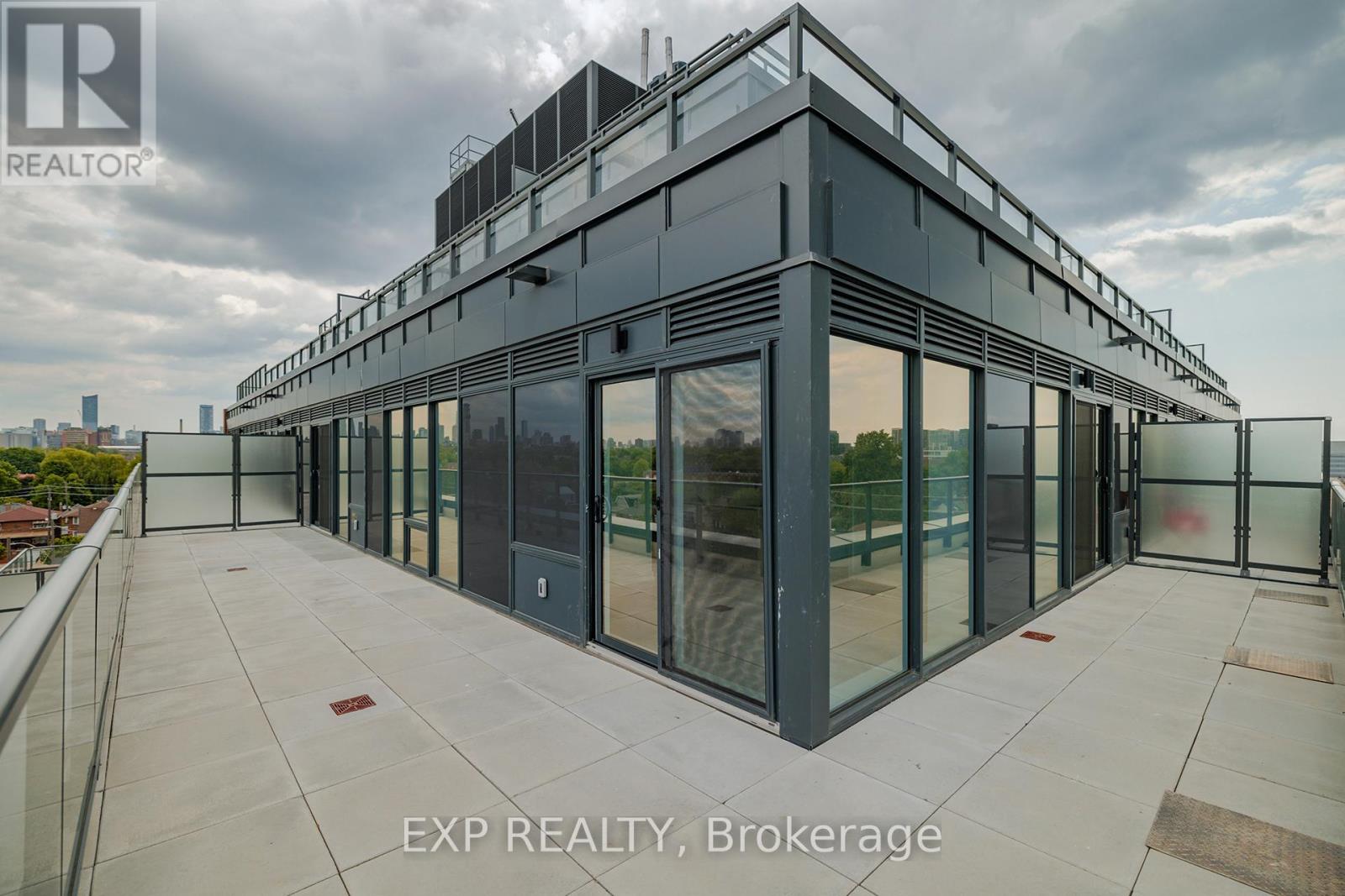 609 - 5 Lakeview Avenue, Toronto, Ontario  M6J 0H3 - Photo 4 - C12214951