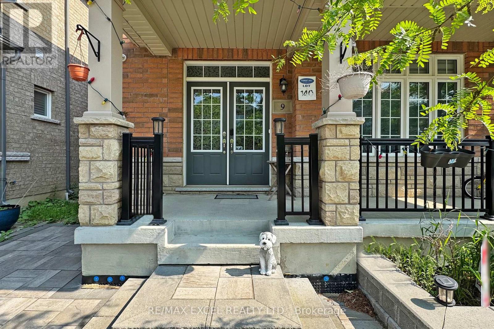 9 Sunnyside Hill Road, Markham, Ontario  L6B 0X4 - Photo 2 - N12214711