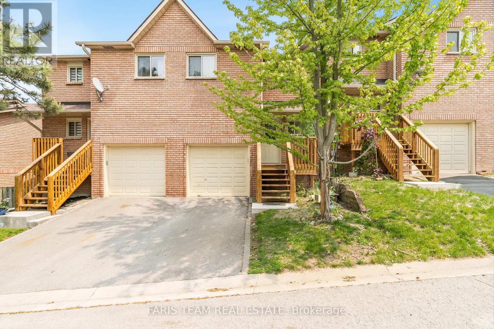 6 PHEASANT TRAIL, Barrie, Ontario