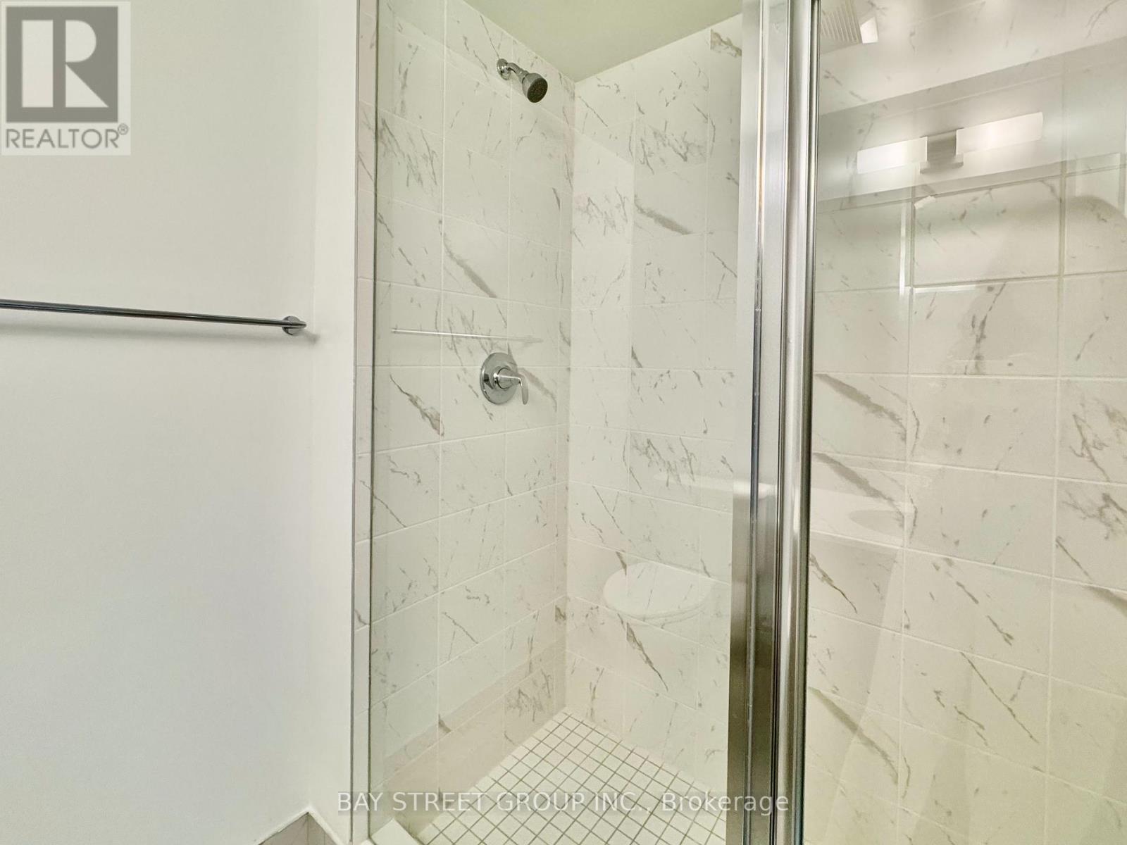 806 - 556 Marlee Avenue, Toronto (Yorkdale-Glen Park), Ontario  M6B 0B1 - Photo 15 - W12214699