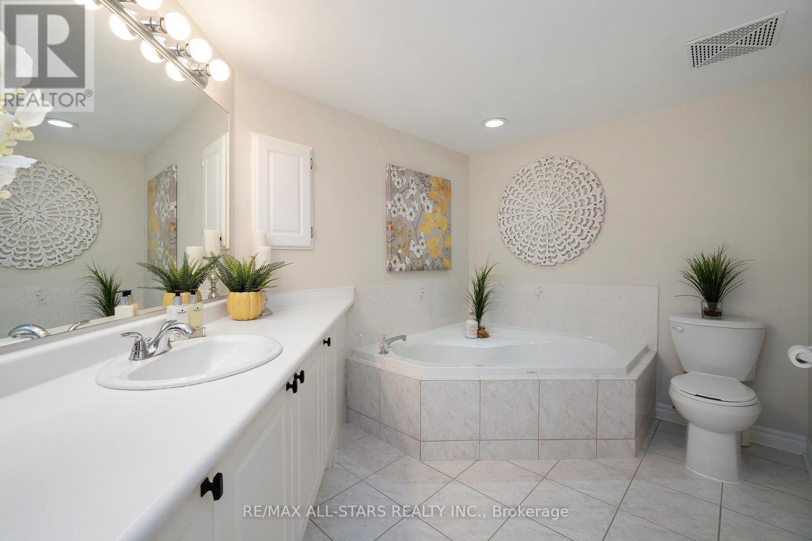319 - 80 The Boardwalk Way, Markham (Greensborough), Ontario  L6E 1B8 - Photo 26 - N12214894