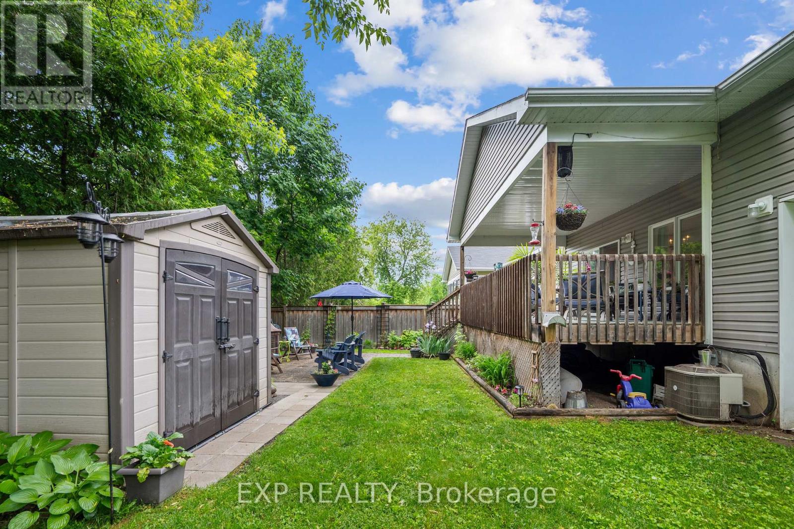 786 Churchill Lane, Georgina (Historic Lakeshore Communities), Ontario  L0E 1S0 - Photo 37 - N12214915