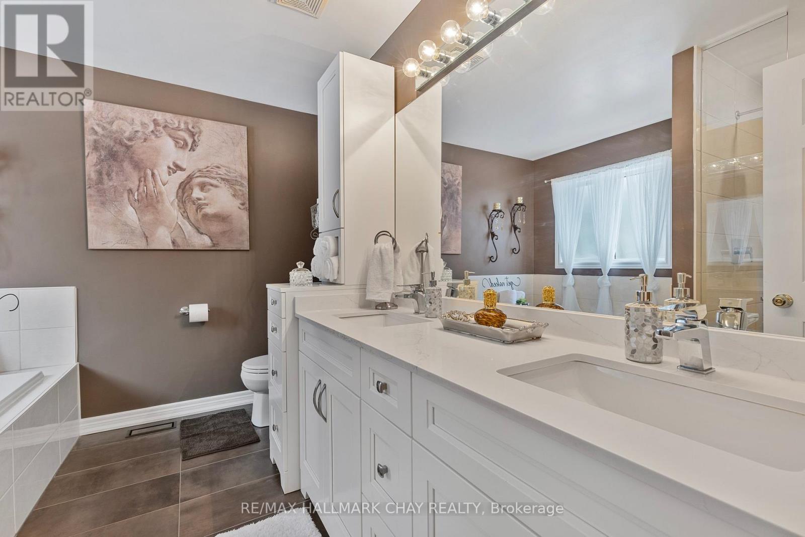 68 Bush Crescent, Wasaga Beach, Ontario  L9Z 1N1 - Photo 23 - S12214922