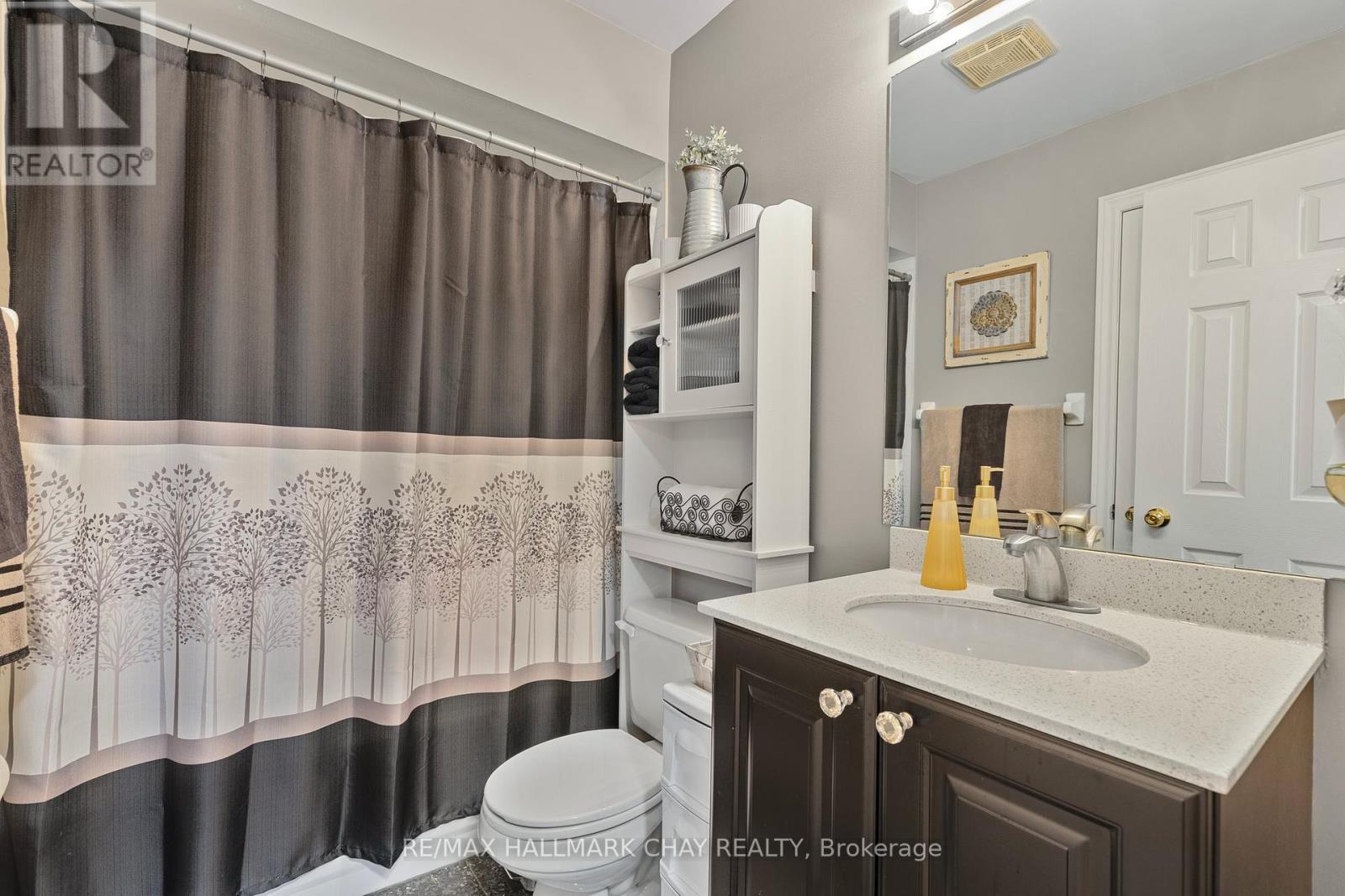 68 Bush Crescent, Wasaga Beach, Ontario  L9Z 1N1 - Photo 27 - S12214922
