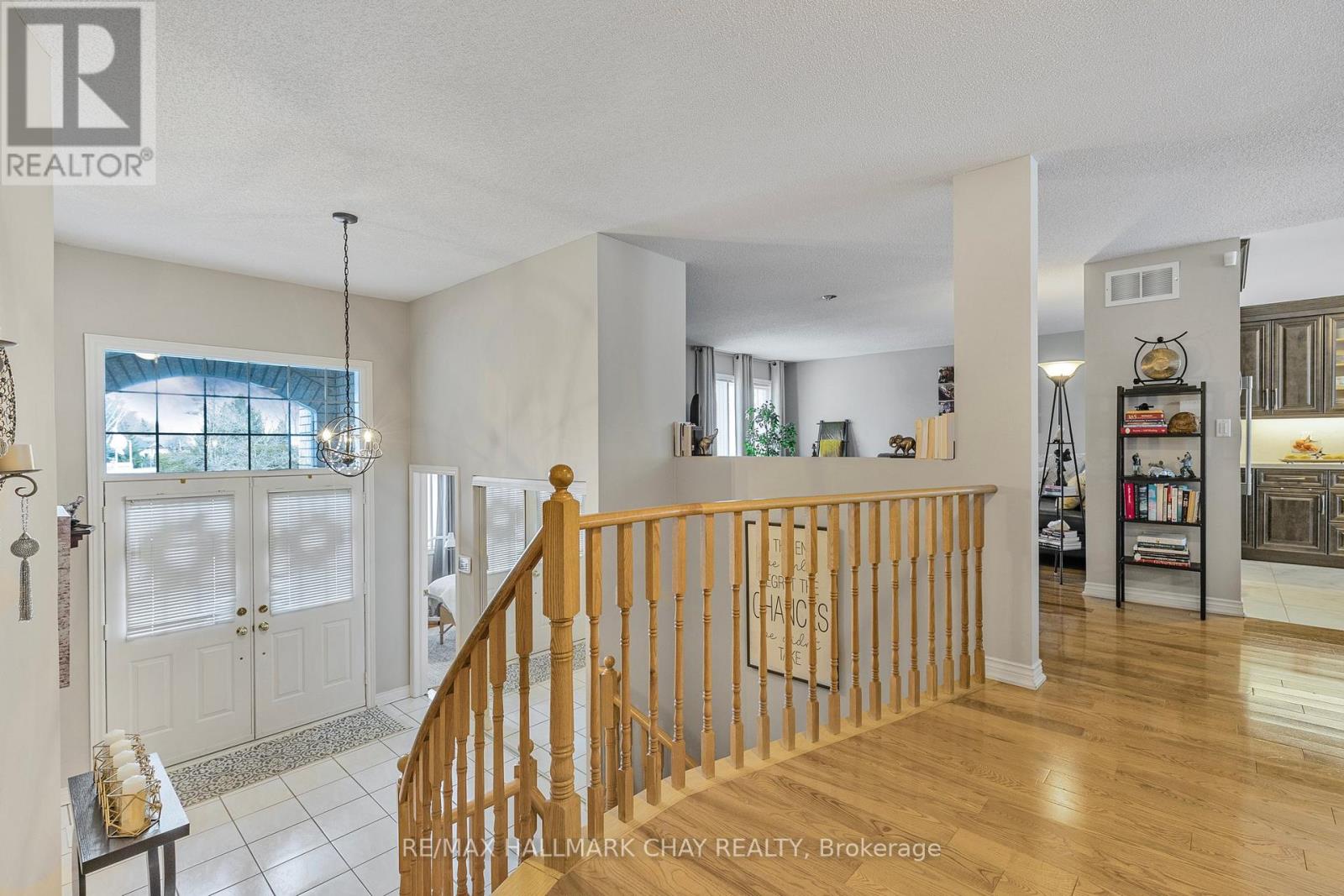 68 Bush Crescent, Wasaga Beach, Ontario  L9Z 1N1 - Photo 9 - S12214922