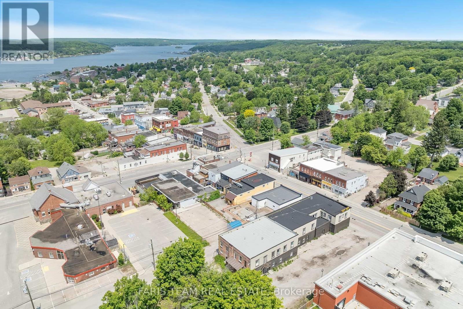 102 Main Street, Penetanguishene, Ontario  L9M 1T5 - Photo 40 - S12214924