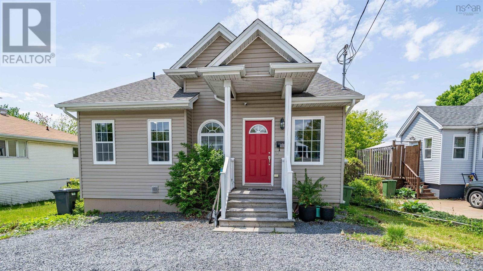 Property at 98B Woodlawn Road image 1