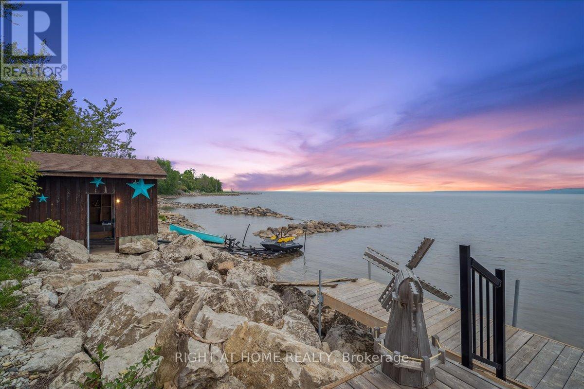 339520 Presqu'ile Road, Georgian Bluffs, Ontario  N0H 2T0 - Photo 2 - X12214759