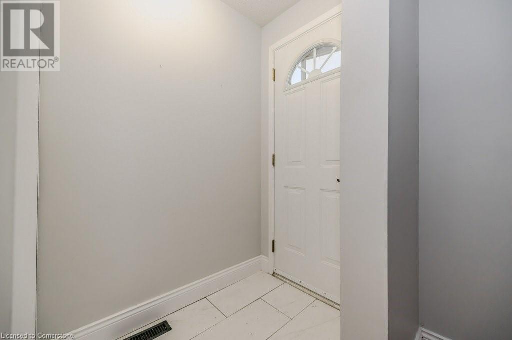 165 Green Valley Drive Unit# 2, Kitchener, Ontario  N2P 1K3 - Photo 8 - 40739995