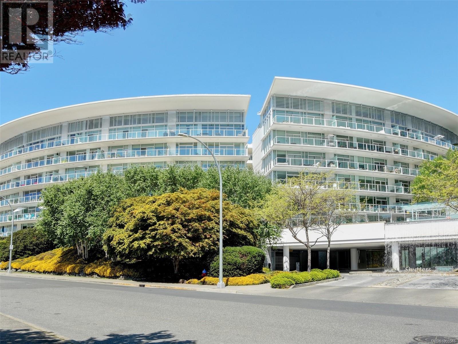 205 68 Songhees Rd, Victoria, British Columbia