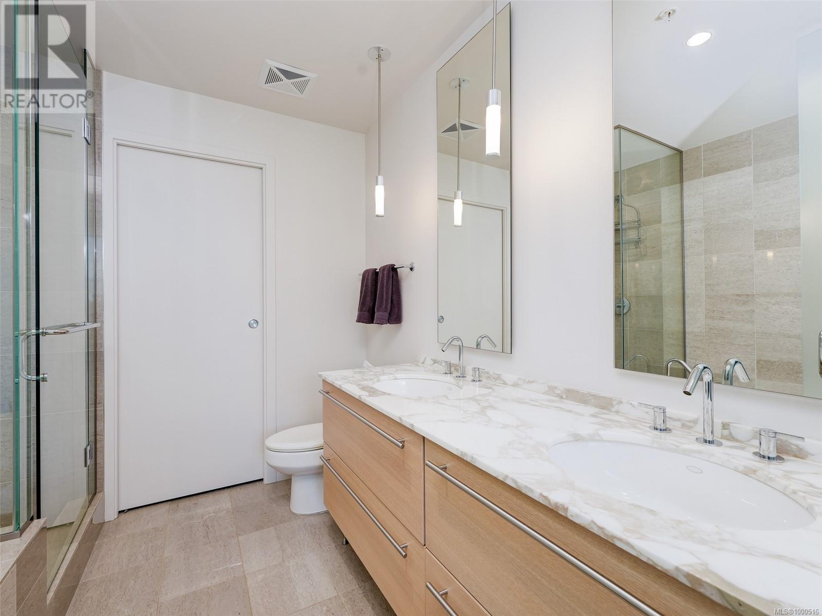 205 68 Songhees Rd, Victoria, British Columbia  V9A 0A3 - Photo 16 - 1000516