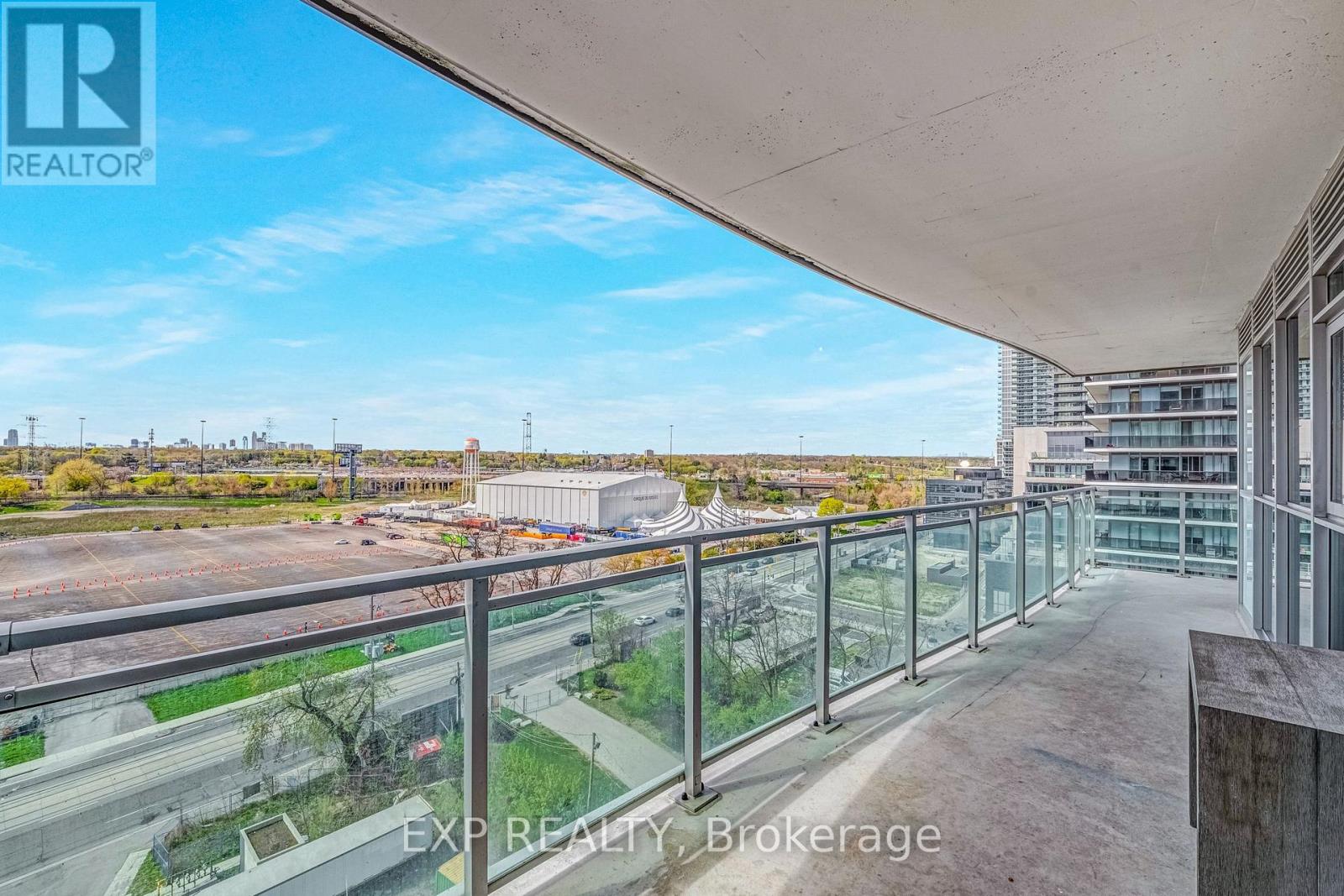 904 - 33 Shore Breeze Drive, Toronto (Mimico), Ontario  M8V 1A1 - Photo 14 - W12214908