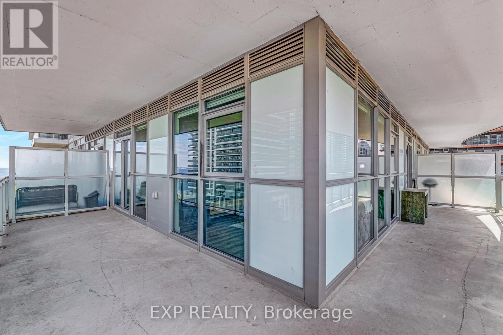 904 - 33 Shore Breeze Drive, Toronto (Mimico), Ontario  M8V 1A1 - Photo 16 - W12214908