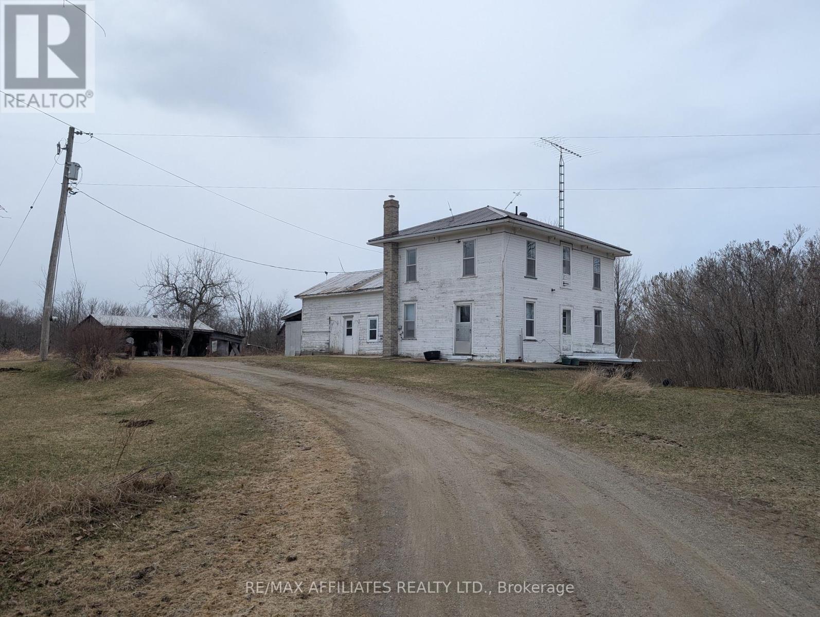 1390 Struthers Road, Frontenac (Frontenac Centre), Ontario  K0H 1T0 - Photo 2 - X12077258