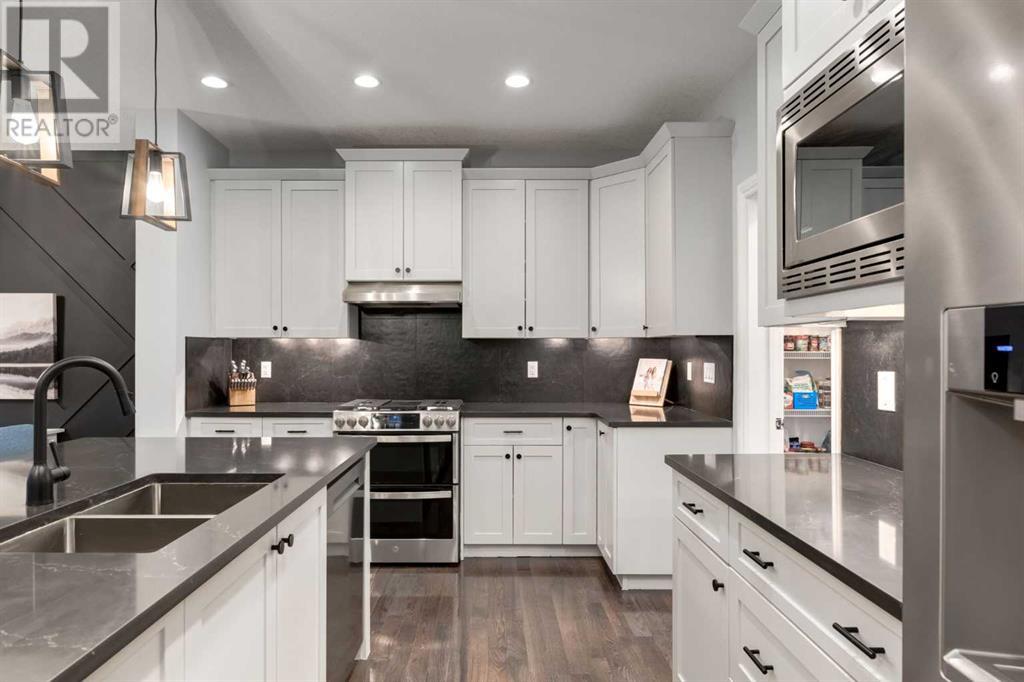 Property at 221 Heartland Way image 4