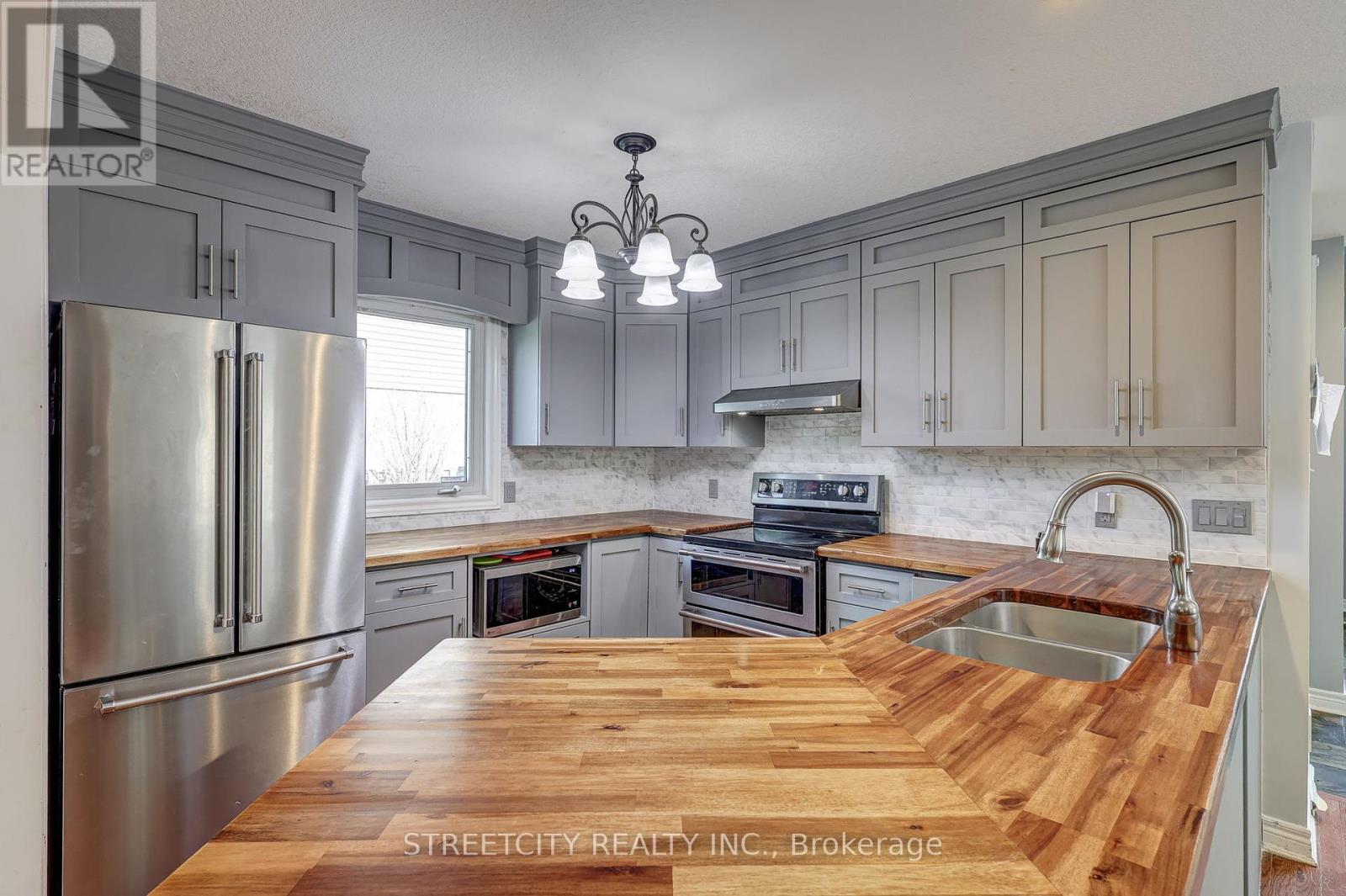 Photo 13 of 50 for 61 Meadowvale Drive