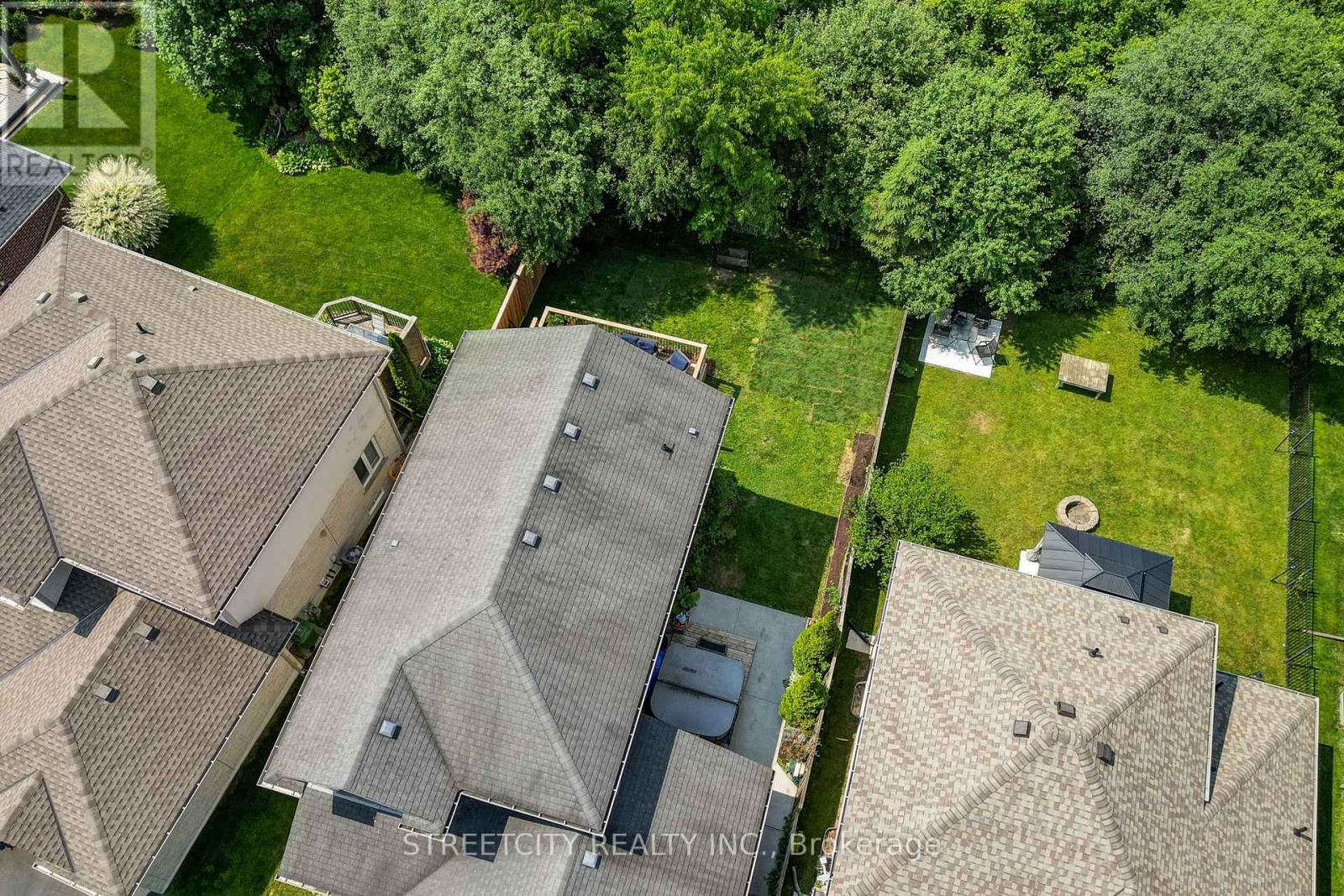 Photo 50 of 50 for 61 Meadowvale Drive