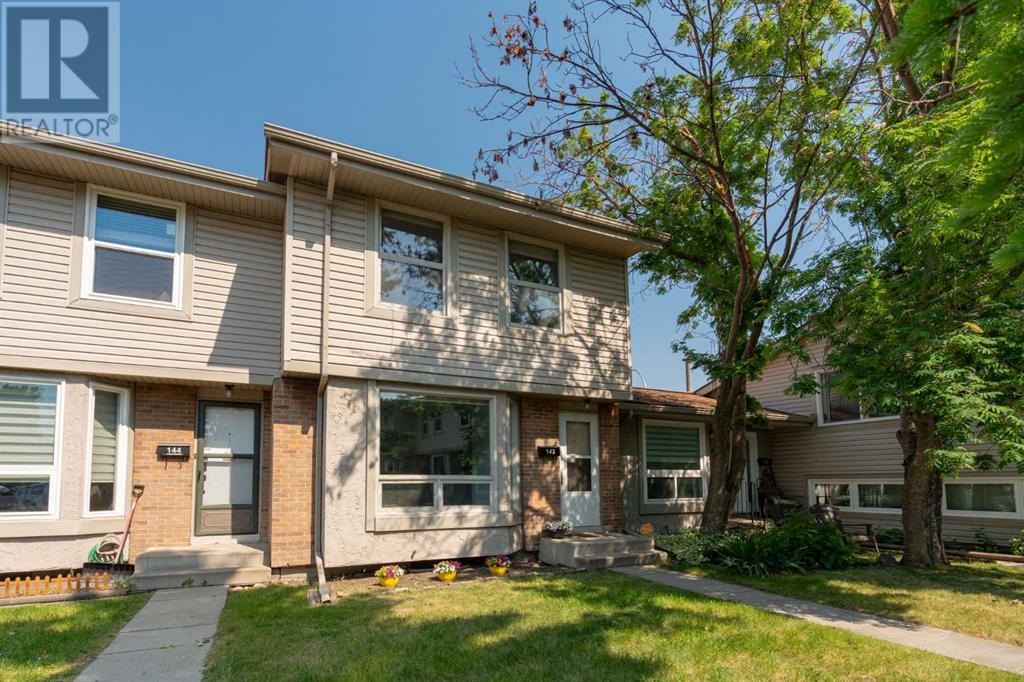Property at 143, 123 Queensland Drive SE image 4