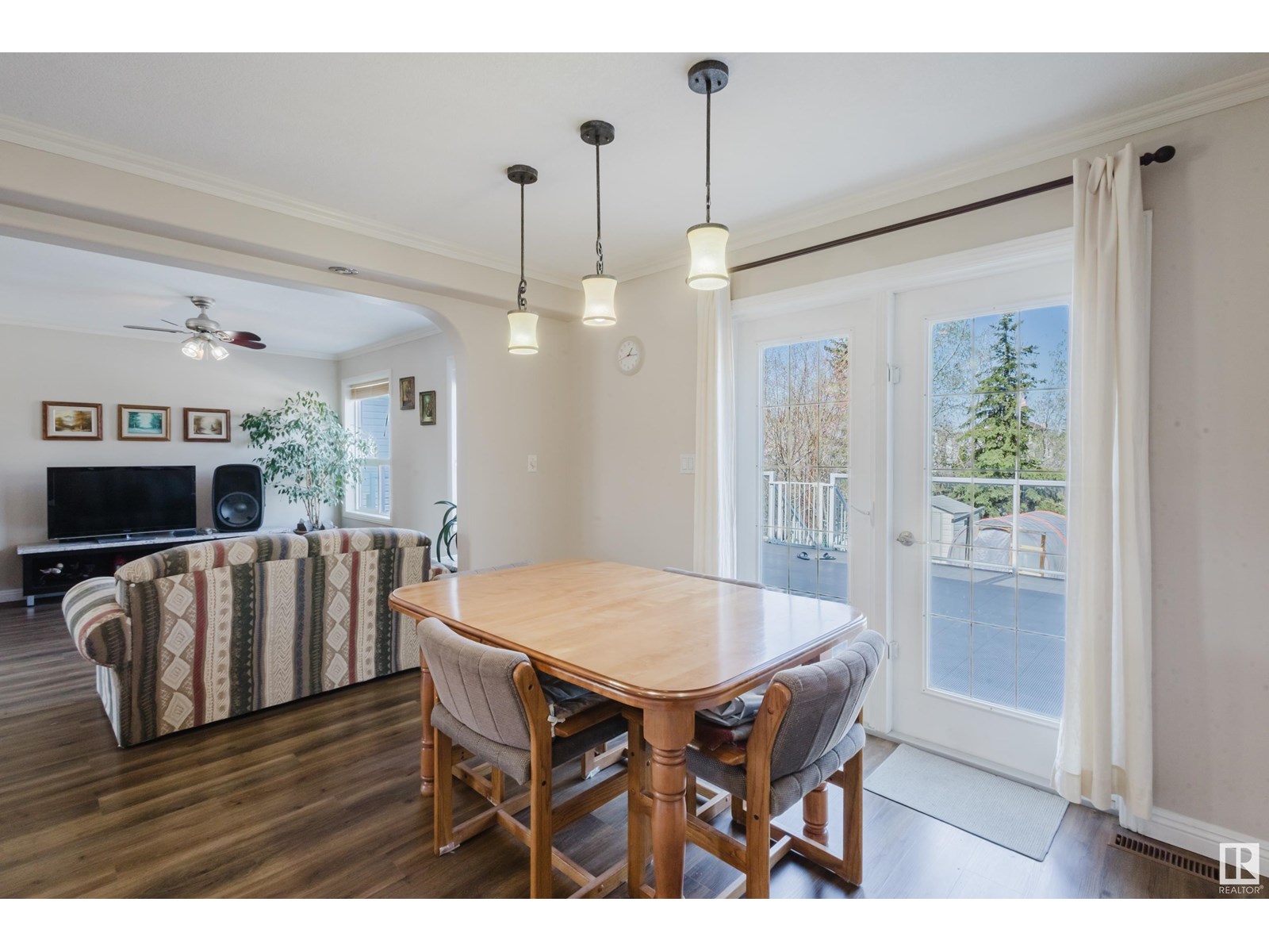 Property at 11532 170 AV NW image 3
