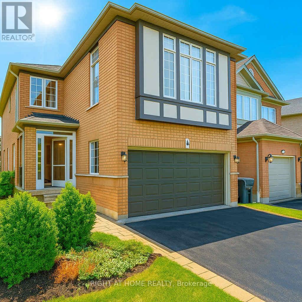 23 Cedargrove Road, Caledon, Ontario  L7E 2L7 - Photo 2 - W12214816