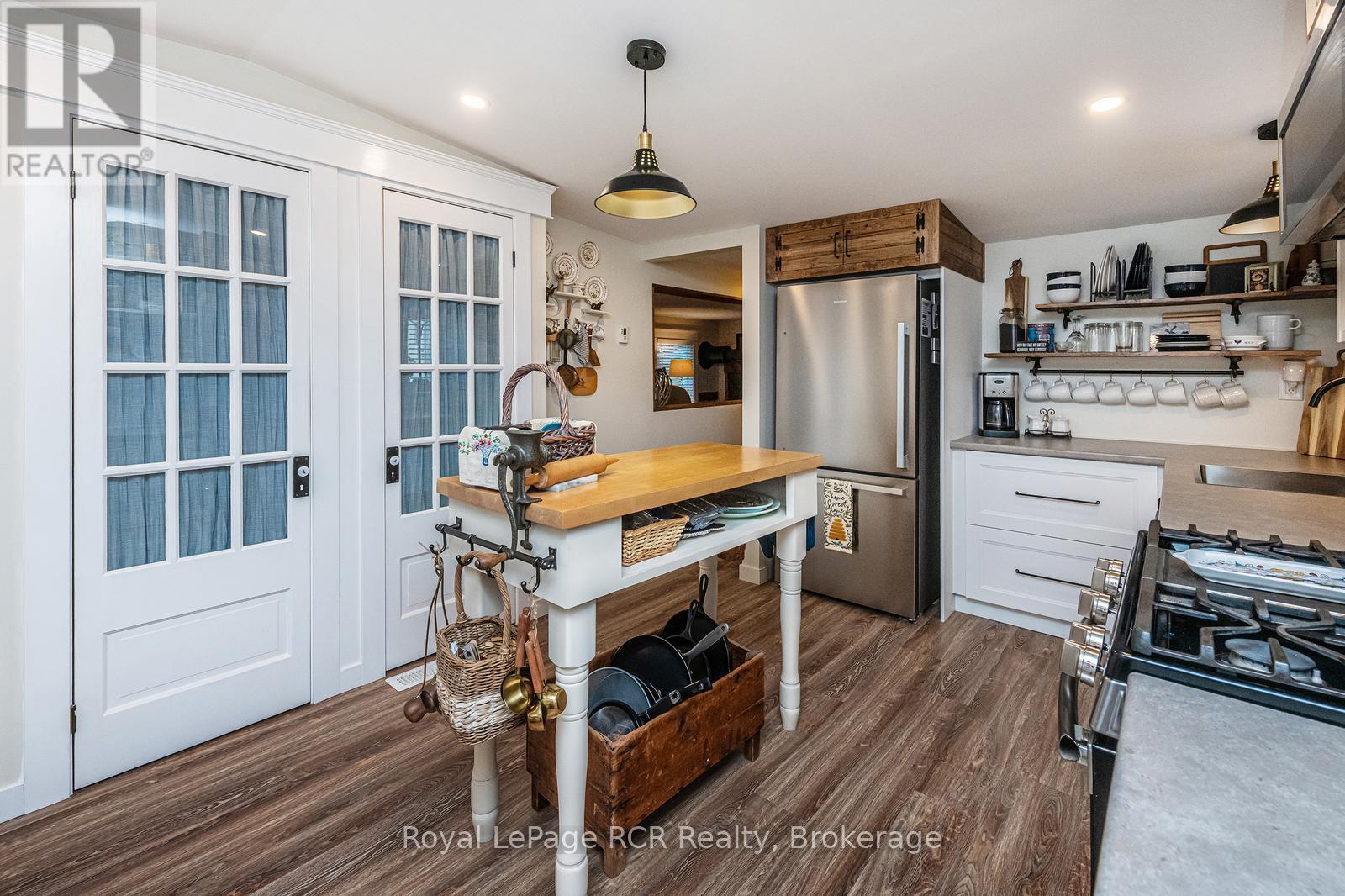 432 Pine Pass, Centre Wellington, Ontario  N1M 2W5 - Photo 6 - X12215011