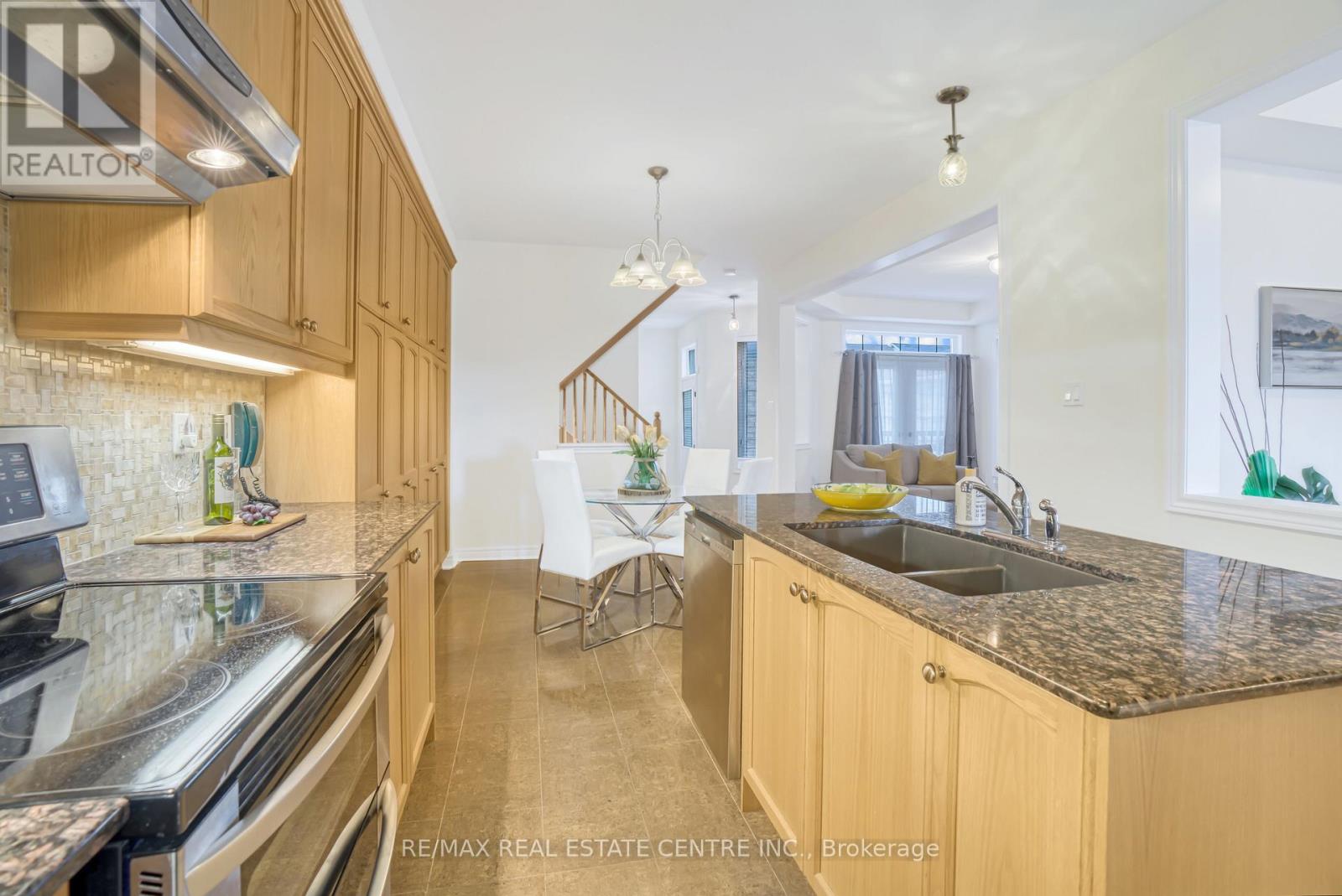 22 Jocada Court, Richmond Hill (Oak Ridges), Ontario  L4E 0Z5 - Photo 18 - N12212719