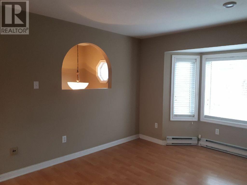 Property at 112 Swansea Street image 3
