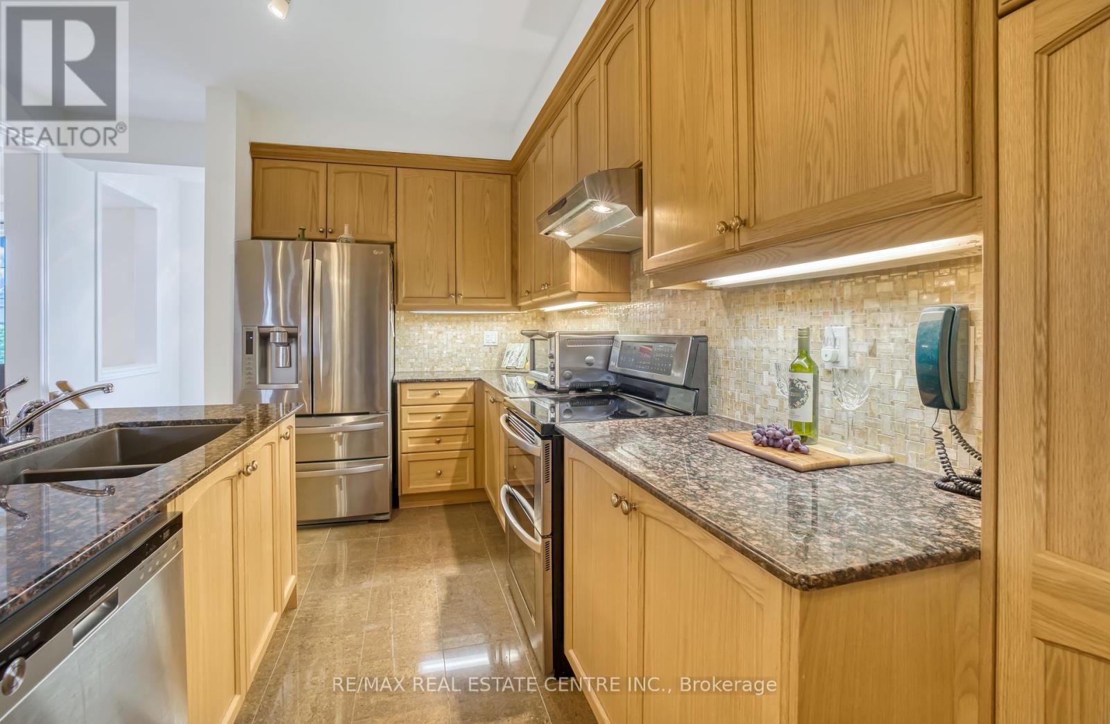 22 Jocada Court, Richmond Hill (Oak Ridges), Ontario  L4E 0Z5 - Photo 17 - N12212719