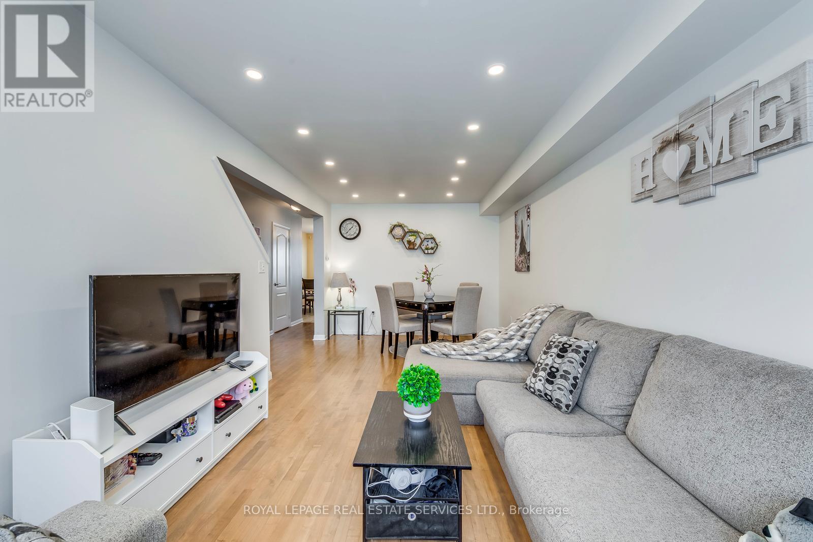161 - 5980 Whitehorn Avenue, Mississauga, Ontario  L5V 2Y3 - Photo 3 - W12036145