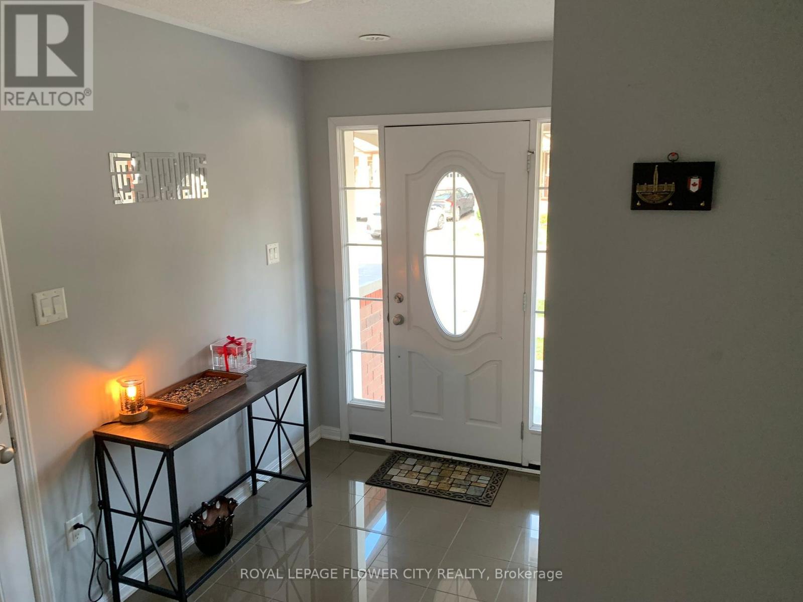 29 Reichert Court, Milton, Ontario  L9T 8R7 - Photo 10 - W12187570