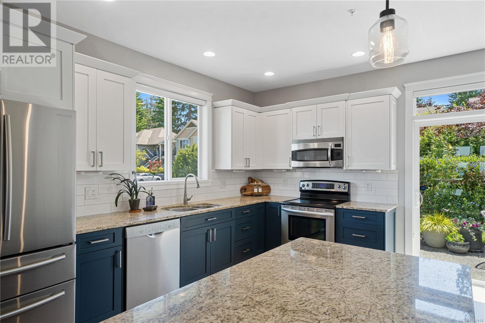 6161 Arlin Pl, Nanaimo, British Columbia  V9T 0A2 - Photo 5 - 1002914