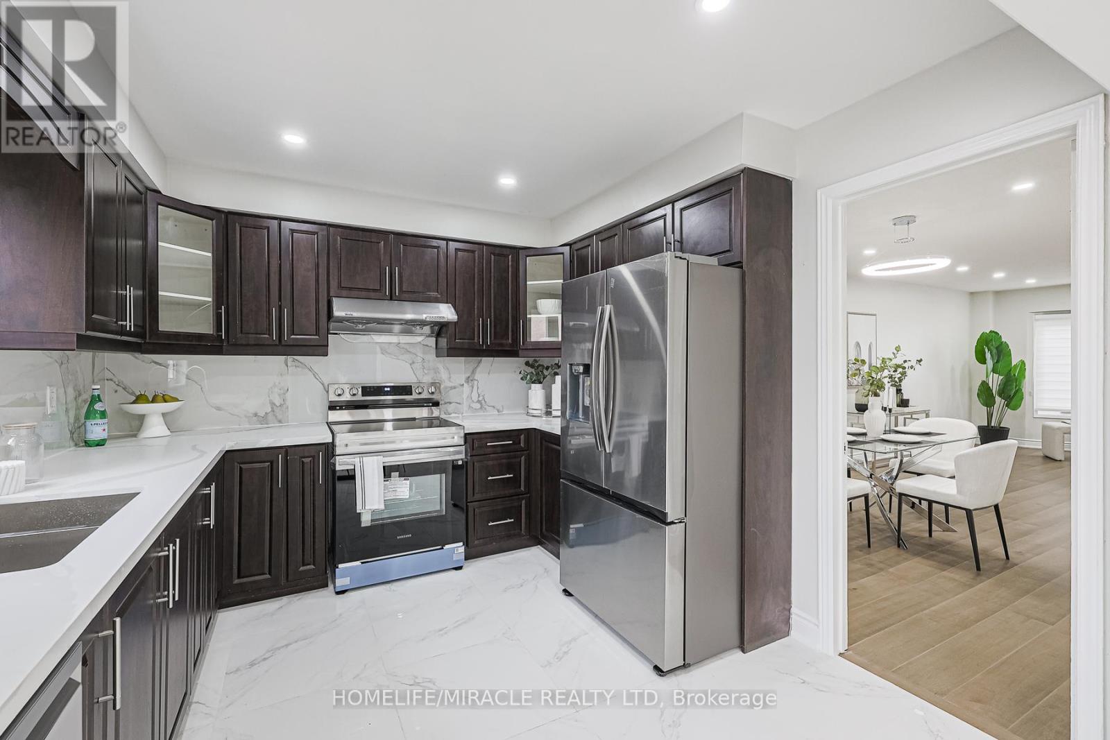 3 Hawkway Court, Brampton (Fletcher's West), Ontario  L6Y 4K7 - Photo 15 - W12212807