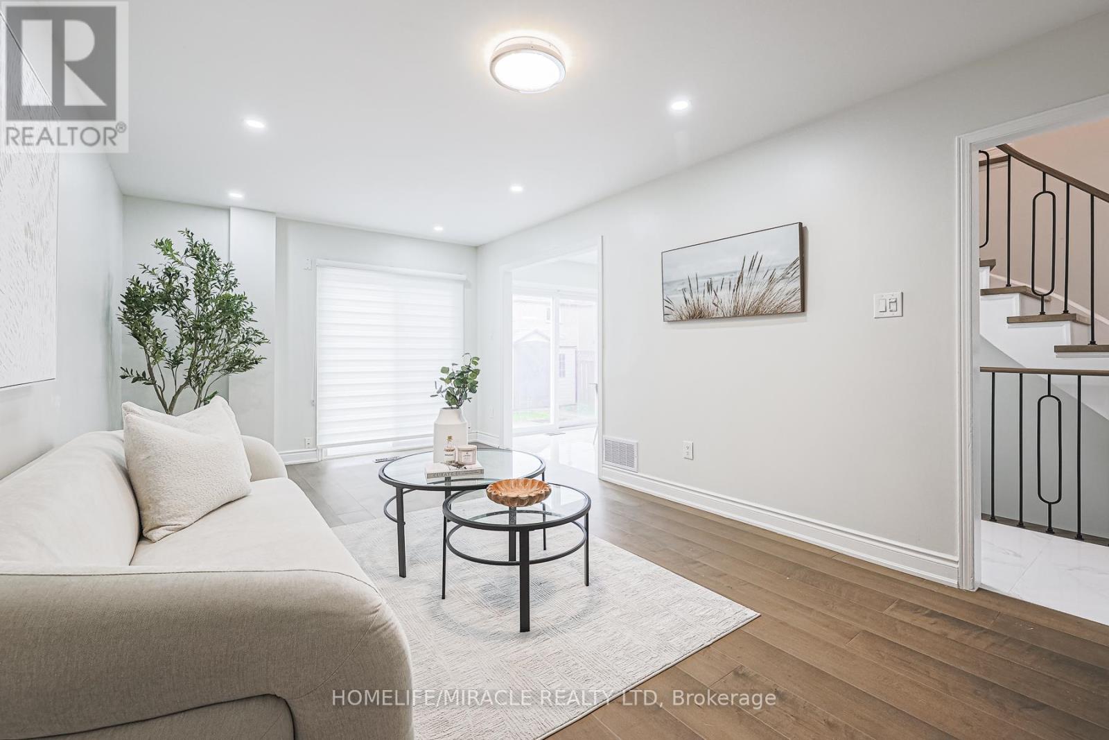 3 Hawkway Court, Brampton (Fletcher's West), Ontario  L6Y 4K7 - Photo 24 - W12212807