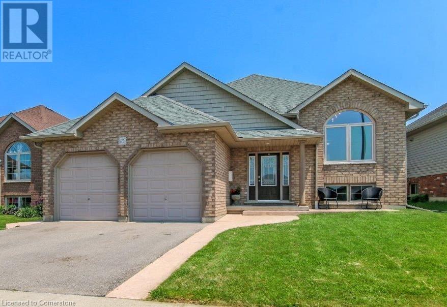 63 Redbud Crescent, Simcoe photo number 2 63 Redbud Crescent, Simcoe photo number 2