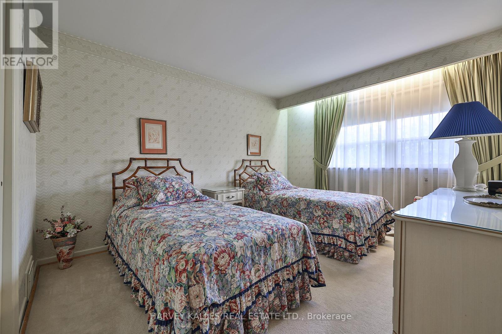 140 Fenn Avenue, Toronto, Ontario  M2P 1X6 - Photo 16 - C12214992