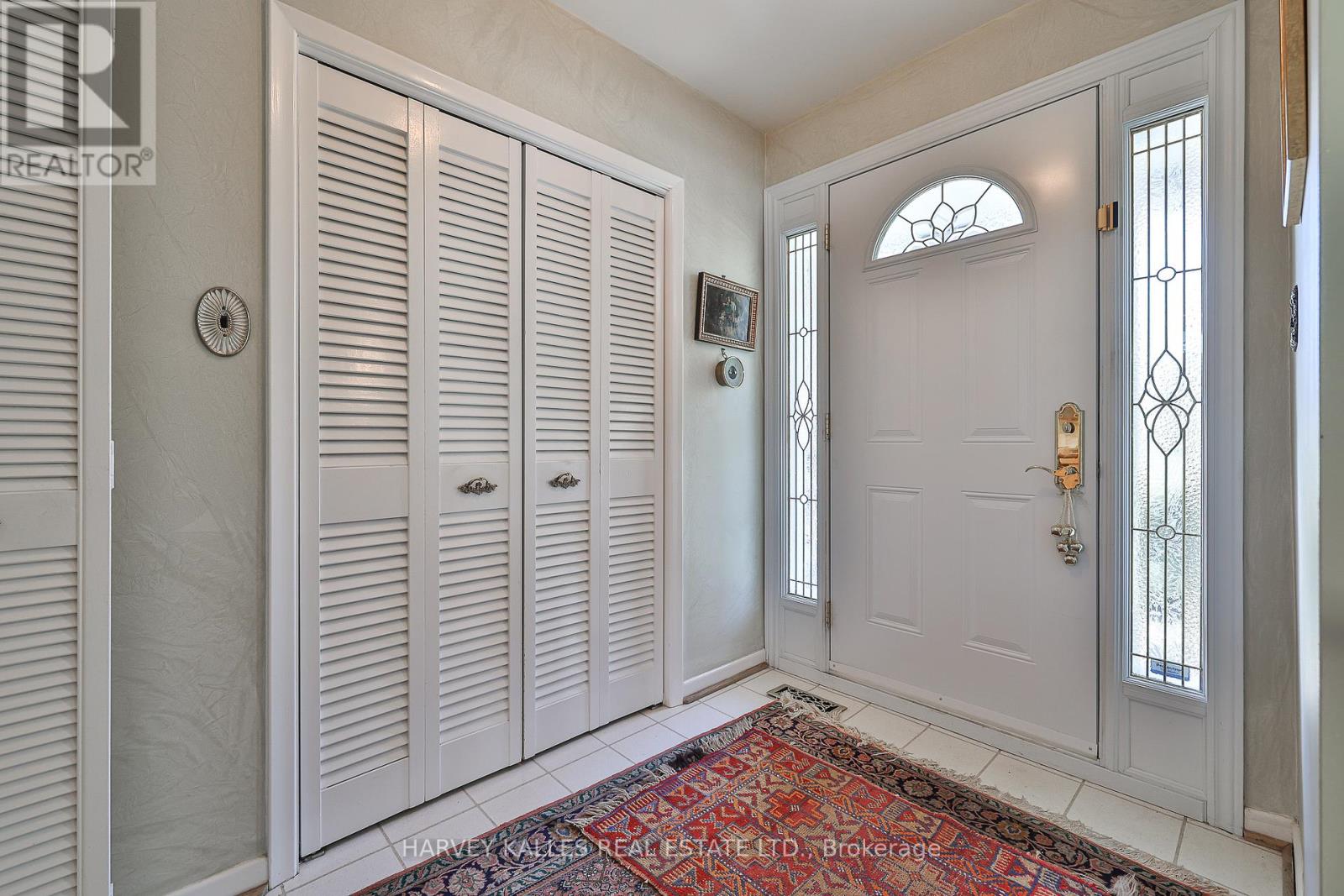 140 Fenn Avenue, Toronto, Ontario  M2P 1X6 - Photo 2 - C12214992