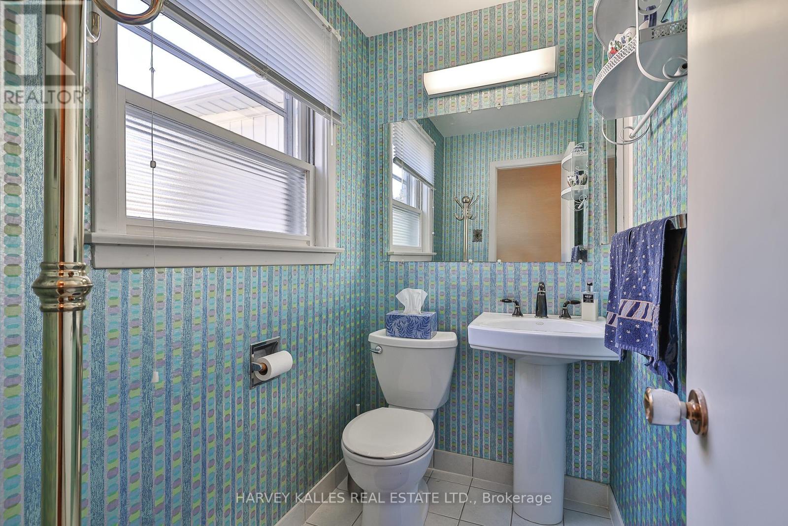 140 Fenn Avenue, Toronto, Ontario  M2P 1X6 - Photo 26 - C12214992