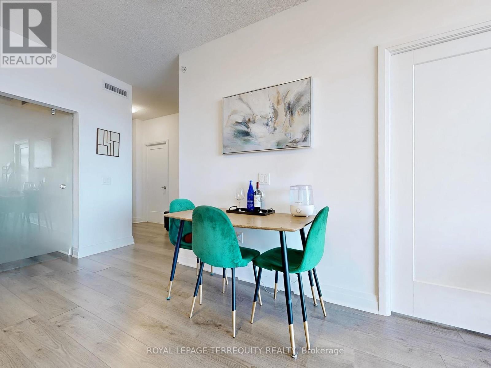 1110 - 3220 Sheppard Avenue E, Toronto, Ontario  M1T 0B7 - Photo 12 - E12215023