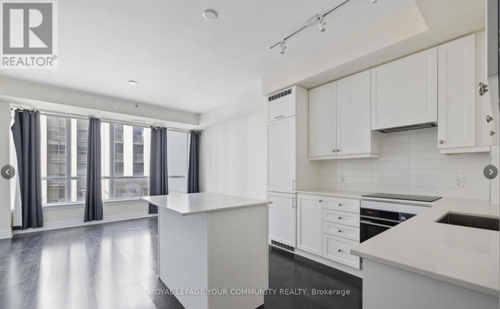 320 - 9075 Jane Street, Vaughan, Ontario  L5K 0L7 - Photo 2 - N12214990