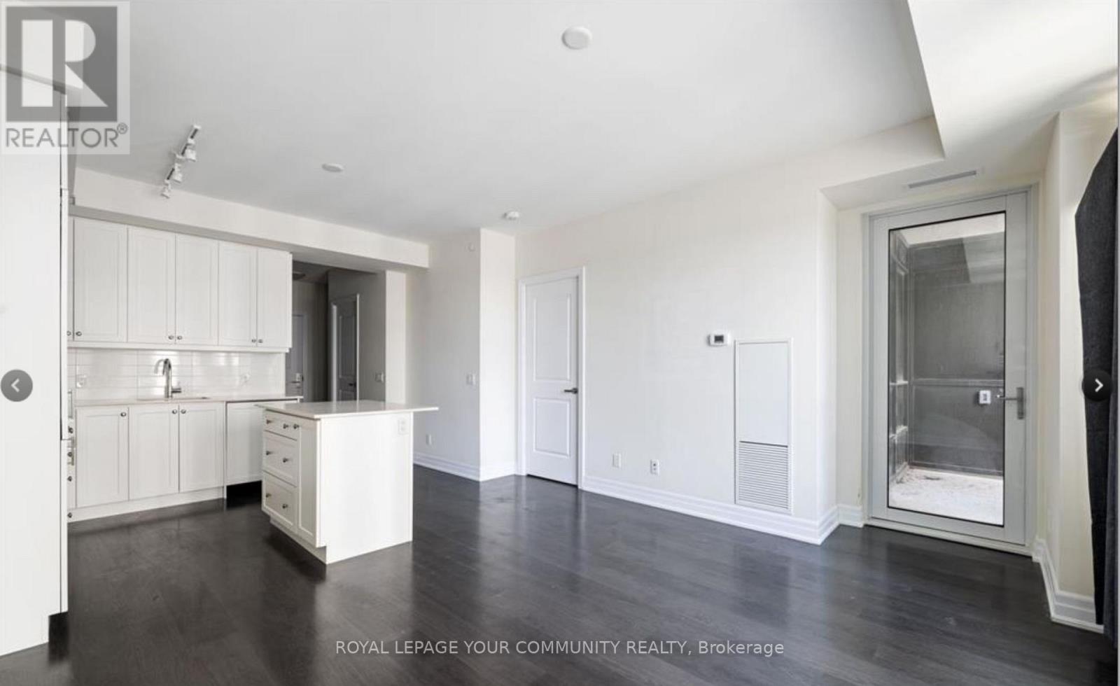 320 - 9075 Jane Street, Vaughan, Ontario  L5K 0L7 - Photo 5 - N12214990