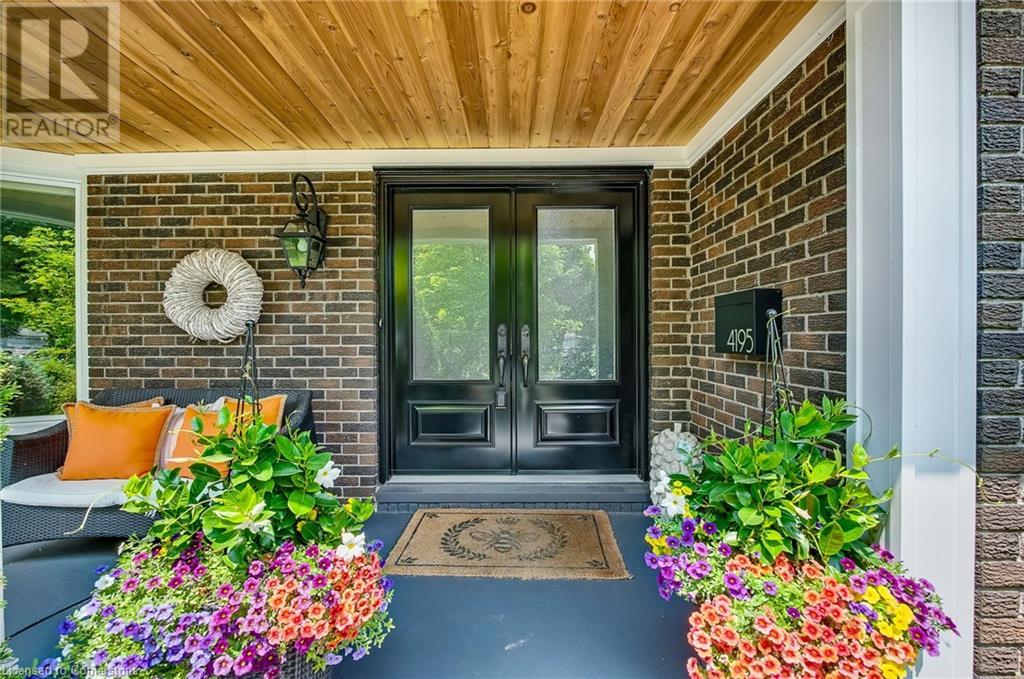 4195 Spruce Avenue, Burlington, Ontario  L7L 1L1 - Photo 5 - 40715278