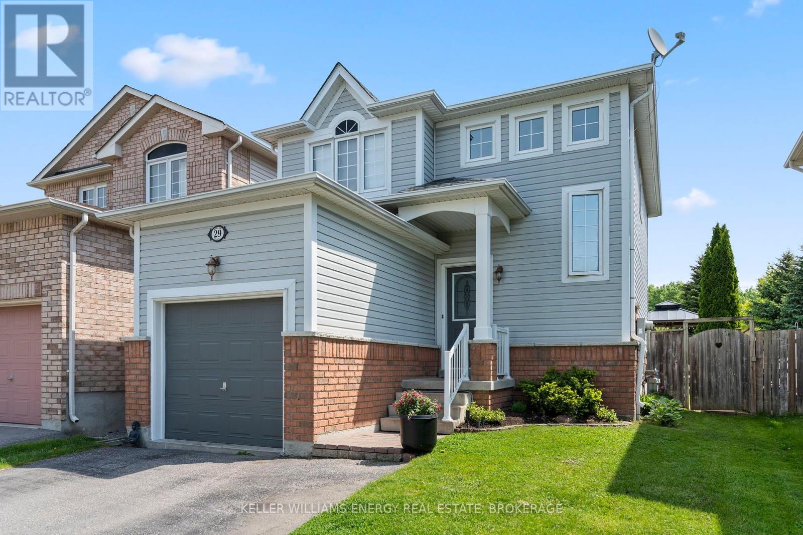 29 BARLOW COURT, Clarington, Ontario