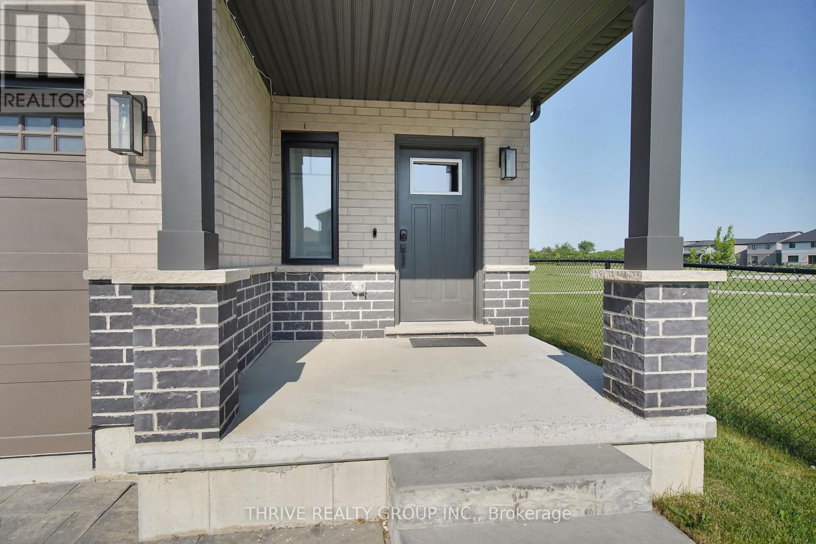 Photo 4 of 42 for 249 Middleton Avenue